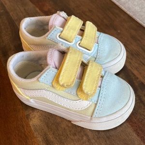 Toddler Vans size 4